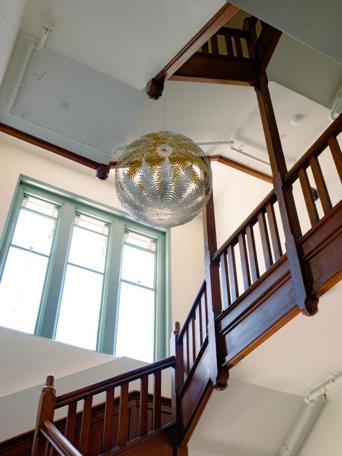 The Observatory Hotel クライストチャーチ エクステリア 写真 The staircase